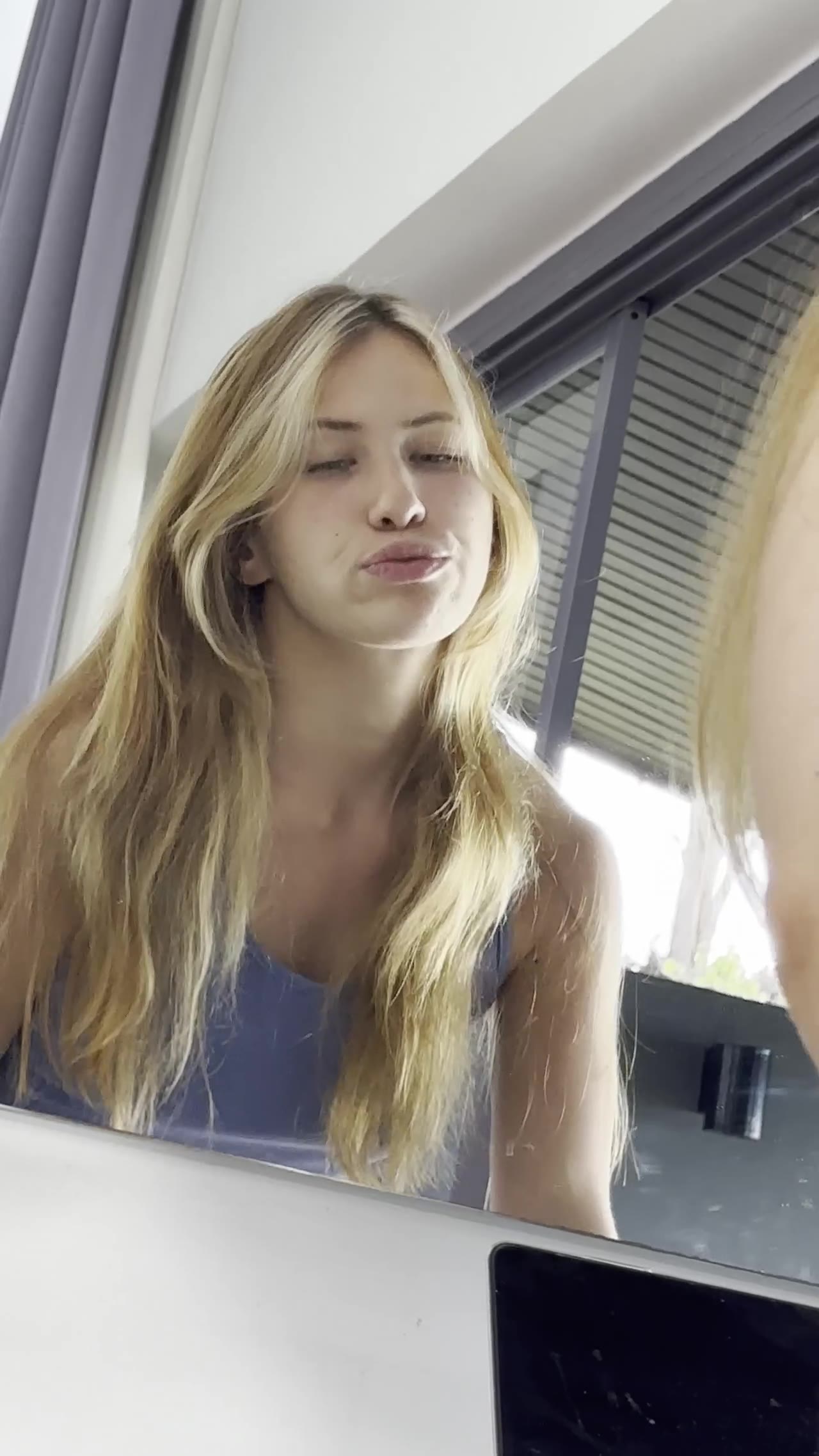 Mirror Private Clip #002